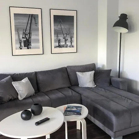 Apartament 2 Pokoje, Blisko Morza, Ogródek, Garaż, Kameralne *