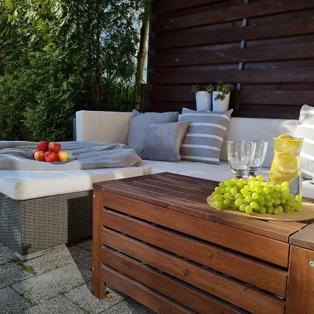 Apartament 2 Pokoje, Blisko Morza, Ogródek, Garaż, Kameralne