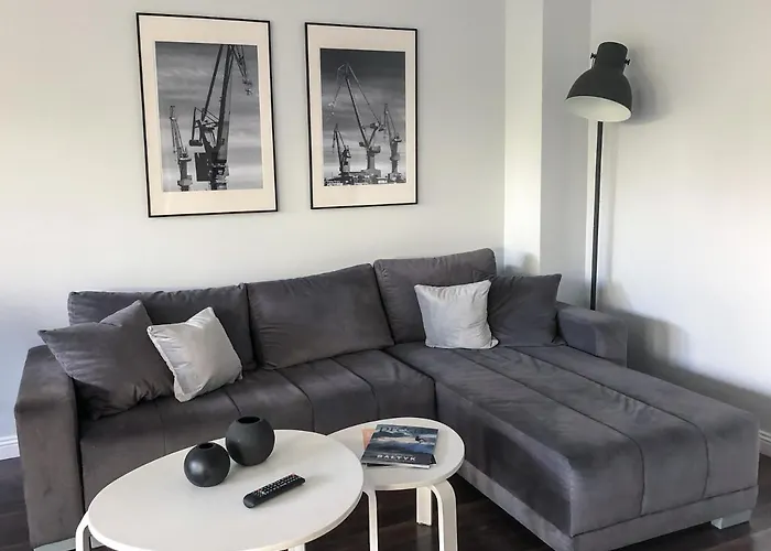 Apartament 2 Pokoje, Blisko Morza, Ogródek, Garaż, Kameralne *