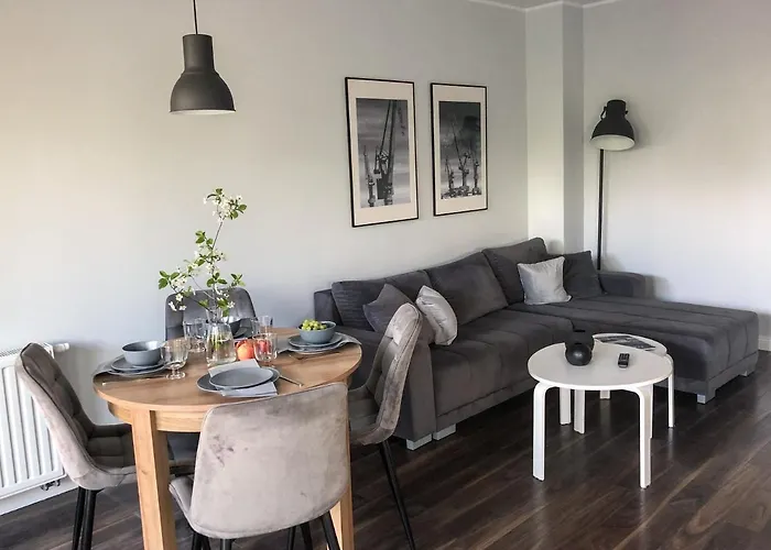 Apartament 2 Pokoje, Blisko Morza, Ogródek, Garaż, Kameralne Gdańsk